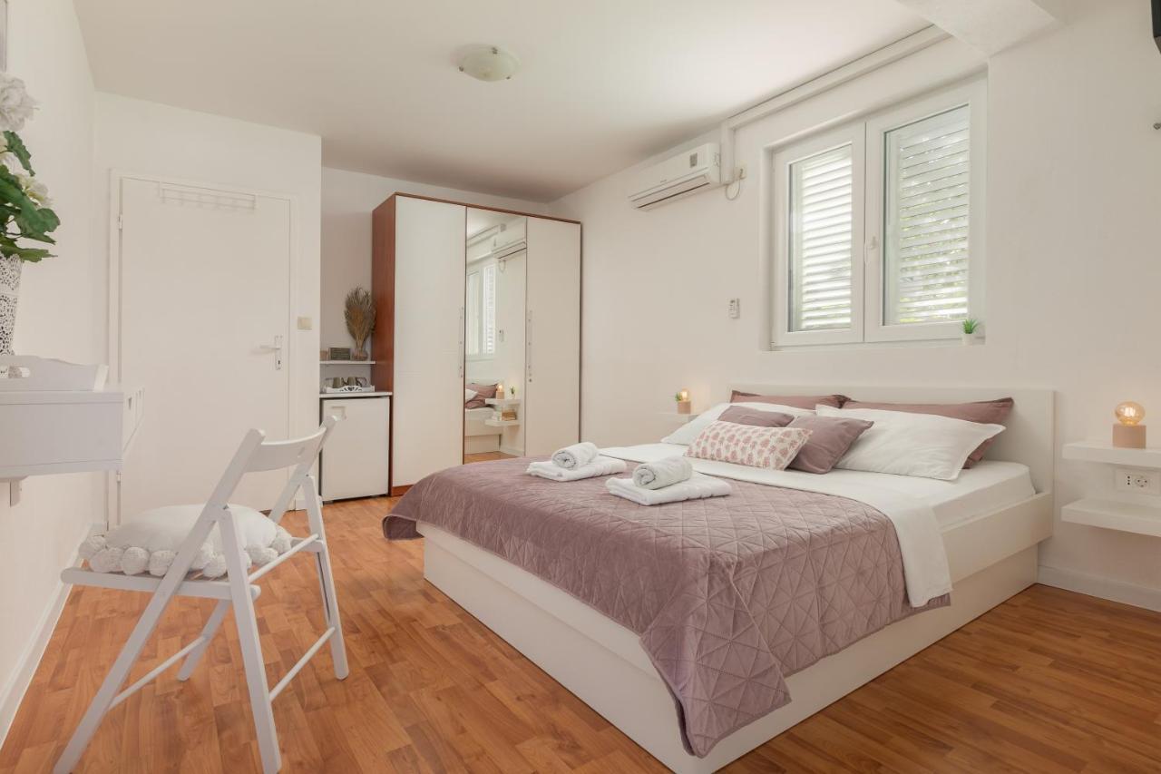 Apartments & Rooms Joy Of Life In Makarska Exterior foto